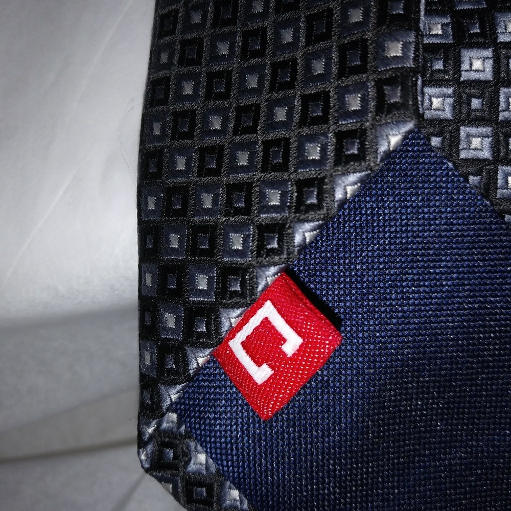Chaps Navy Blue Silk Tie - Picture 3 of 3
